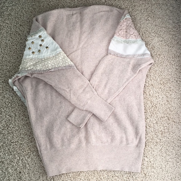 Urban outfitters sweater - Picture 3 of 6